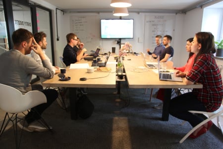 Building successful apps using scrum development